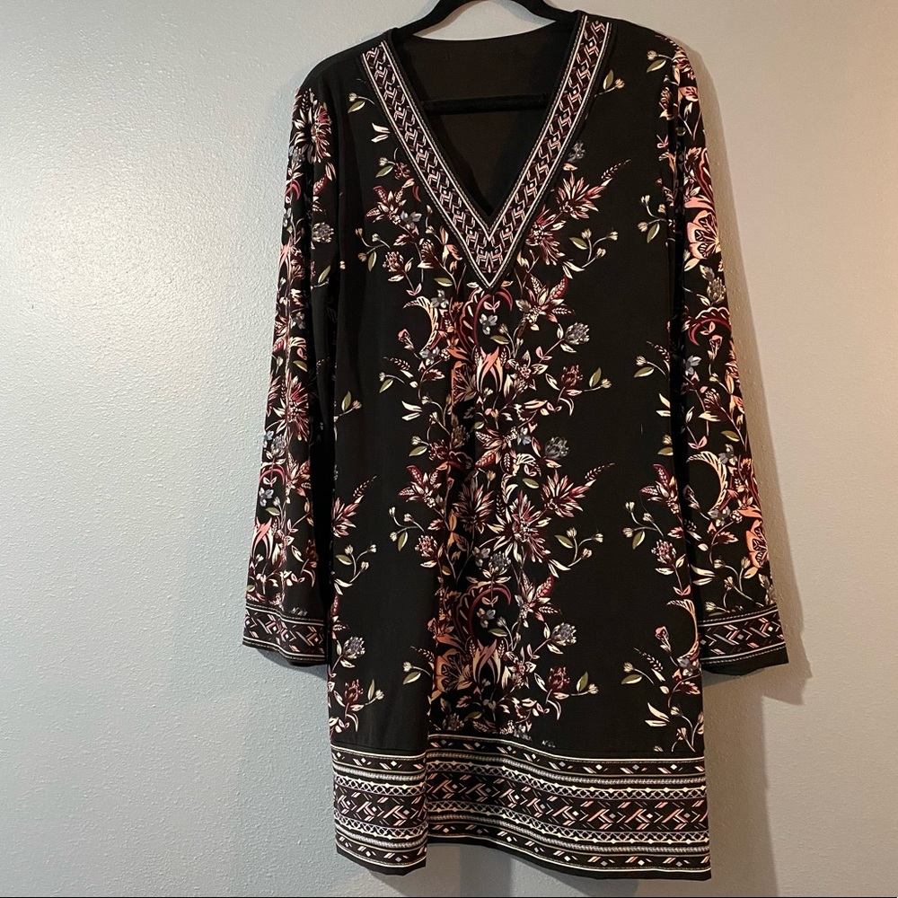 White House Black Market Floral Dress